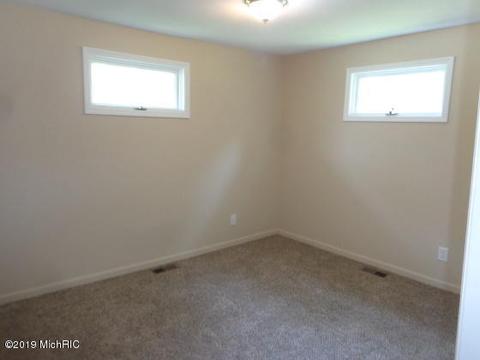 3711 Walnut St, Buchanan, MI 49107 photo 24