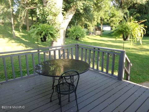 3711 Walnut St, Buchanan, MI 49107 photo 32