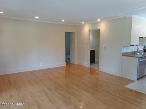 3711 Walnut St, Buchanan, MI 49107 photo 8