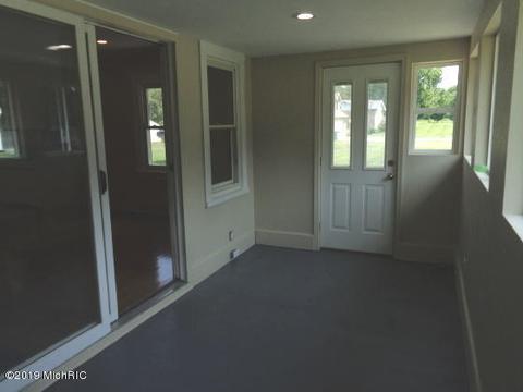 3711 Walnut St, Buchanan, MI 49107 photo 3