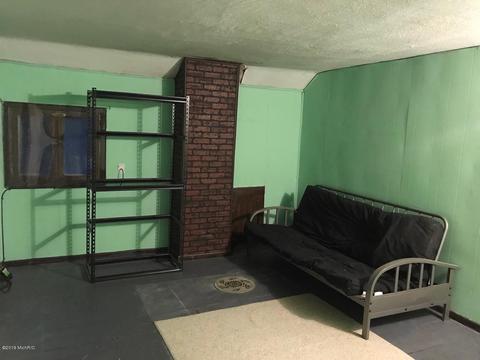 315 Spring St, Lowell, MI 49331 photo 14