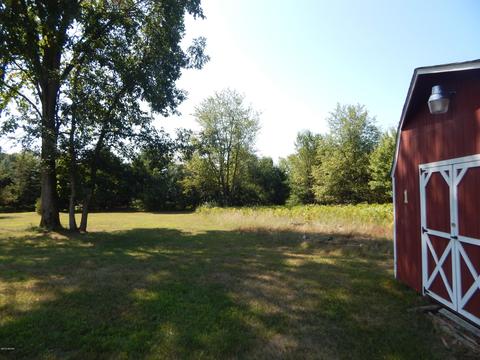 11065 Walnut Ave, Grant, MI 49327 photo 59