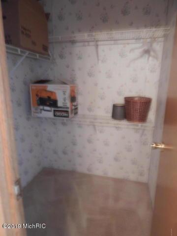 11065 Walnut Ave, Grant, MI 49327 photo 36