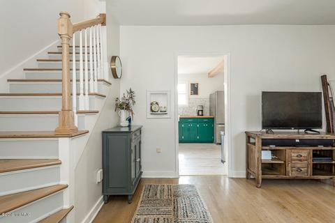 217 Exchange St, Marshall, MI 49068 photo 15