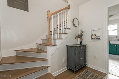 217 Exchange St, Marshall, MI 49068 photo 16