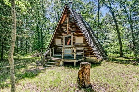 5160 E Baseline Rd, White Cloud, MI 49349 photo 1