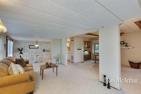 10319 Fisk Rd, Belding, MI 48809 photo 5
