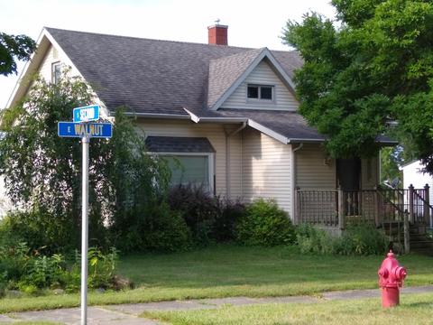 222 E Walnut, Carson City, MI 48811 photo 1