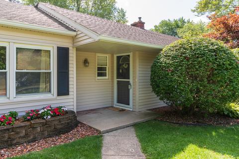 175 11th St, Plainwell, MI 49080 photo 2