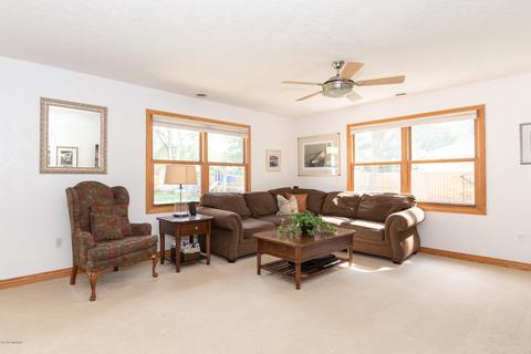 175 11th St, Plainwell, MI 49080 photo 15