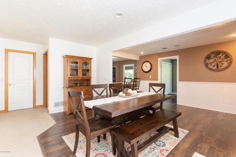 175 11th St, Plainwell, MI 49080 photo 13