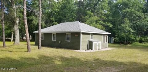 928 E 14 Mile Rd, Bitely, MI 49309 photo 2