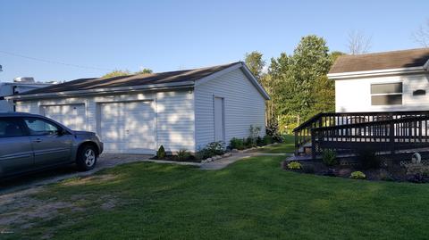 10 E Pakes Rd, Stanton, MI 48888 photo 4