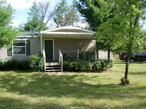 441 E 11 Mile Rd, Irons, MI 49644 photo 2