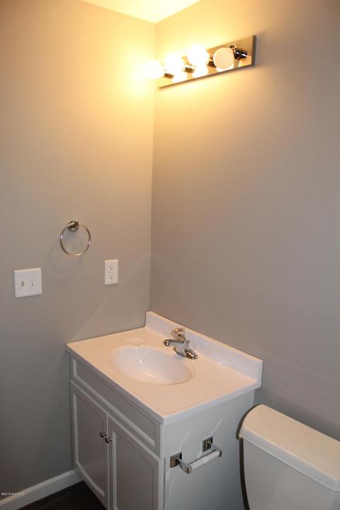 33339 Baseline Rd, Gobles, MI 49055 photo 9