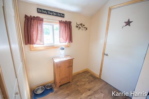 480 Dickerson Vw SW, Stanton, MI 48888 photo 10