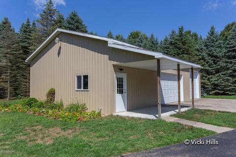 2904 140th Ave, Dorr, MI 49323 photo 3