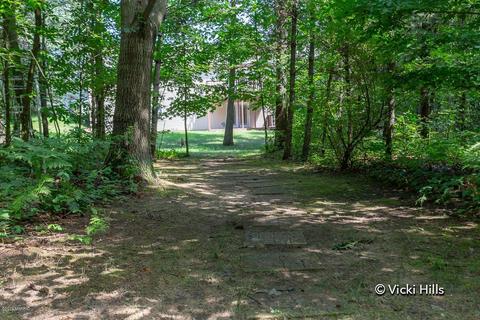 2904 140th Ave, Dorr, MI 49323 photo 6