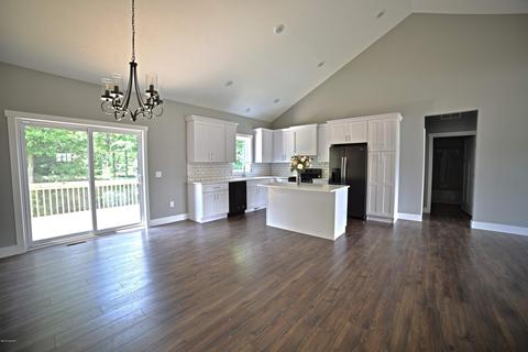 4028 Ronalds Rd, Dorr, MI 49323 photo 7