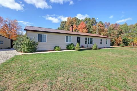 2085 N Poplar Ave, White Cloud, MI 49349 photo 2