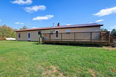 2085 N Poplar Ave, White Cloud, MI 49349 photo 33