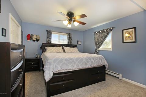 2085 N Poplar Ave, White Cloud, MI 49349 photo 14