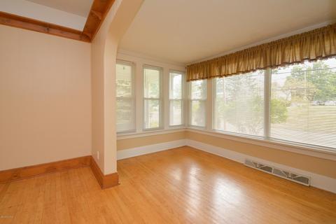 616 S Marshall Ave, Marshall, MI 49068 photo 8
