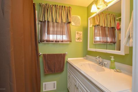 616 S Marshall Ave, Marshall, MI 49068 photo 14