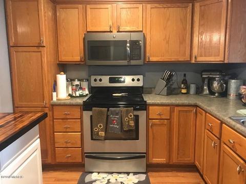 225 N Elm St, Ithaca, MI 48847 photo 7
