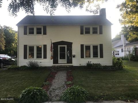 225 N Elm St, Ithaca, MI 48847 photo 1