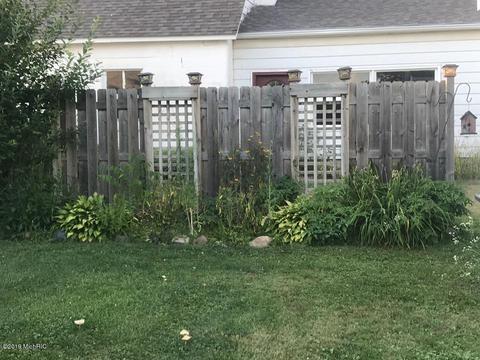 225 N Elm St, Ithaca, MI 48847 photo 22