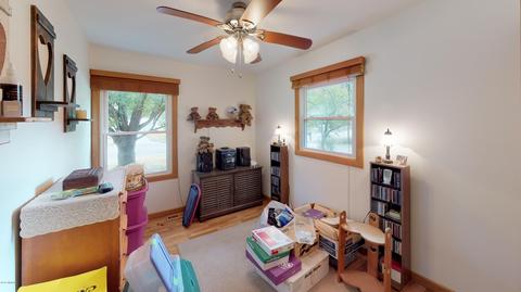 405 N Drive Dr E, Marshall, MI 49068 photo 11