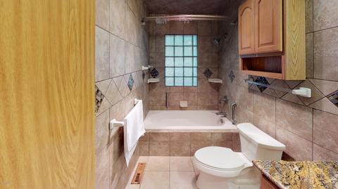 405 N Drive Dr E, Marshall, MI 49068 photo 6