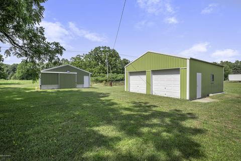 4126 30th St, Dorr, MI 49323 photo 7