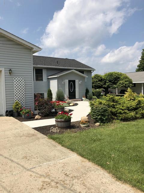 316 First St, Reading, MI 49274 photo 2
