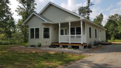 4020 W Pinecrest Rd, Grayling, MI 49738 photo 1