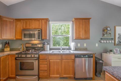 4044 Ronalds Rd, Dorr, MI 49323 photo 9