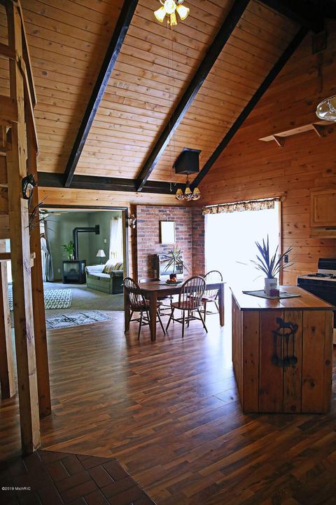 7180 N Walnut Ave, White Cloud, MI 49349 photo 6