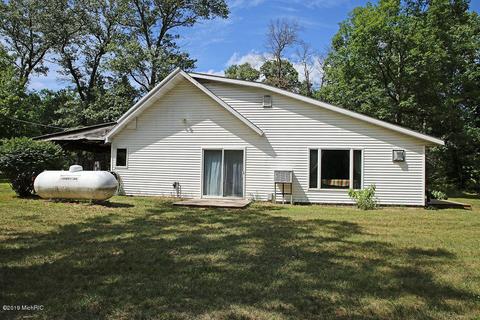 7180 N Walnut Ave, White Cloud, MI 49349 photo 38