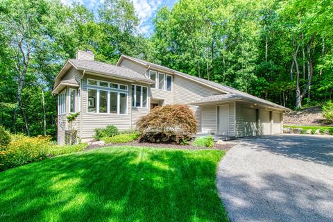 8249 Fulton St E, Ada, MI 49301 photo 2