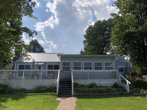 4633 Newell Dr, Reading, MI 49274 photo 1
