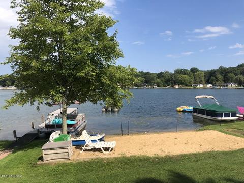 4633 Newell Dr, Reading, MI 49274 photo 6