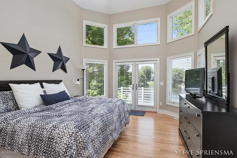 7409 Pine Bluff Dr, Spring Lake, MI 49456 photo 9