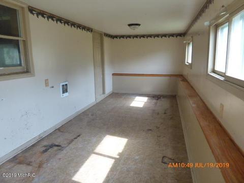 19992 Mckenzie St, Cassopolis, MI 49031 photo 5
