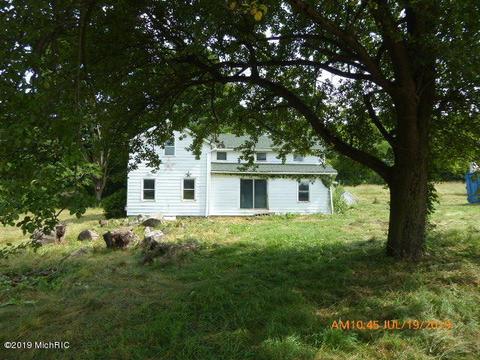 19992 Mckenzie St, Cassopolis, MI 49031 photo 1
