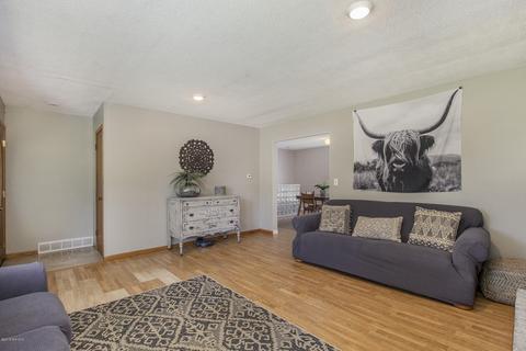 4880 Maple Ln, Hamilton, MI 49419 photo 10