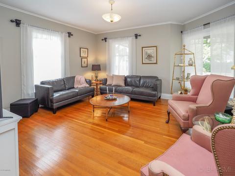 211 S Marshall Ave, Marshall, MI 49068 photo 6