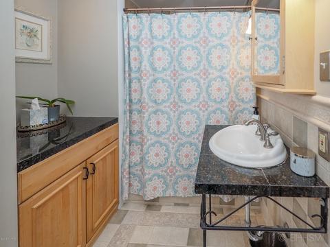 211 S Marshall Ave, Marshall, MI 49068 photo 19