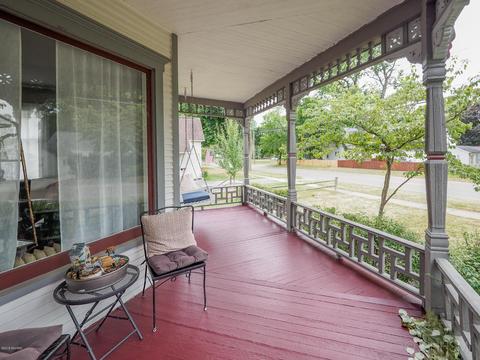 211 S Marshall Ave, Marshall, MI 49068 photo 4