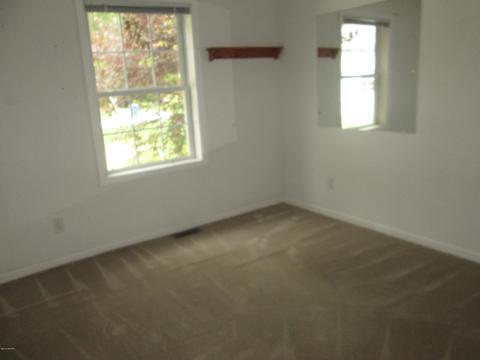 516 Eisenhower St, Sheridan, MI 48884 photo 12
